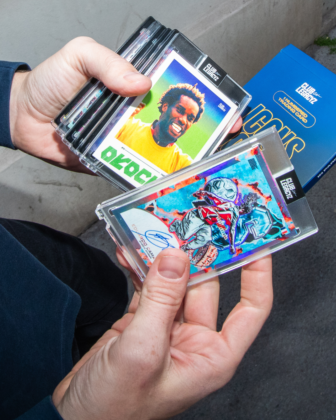 Display Icons Football Cards