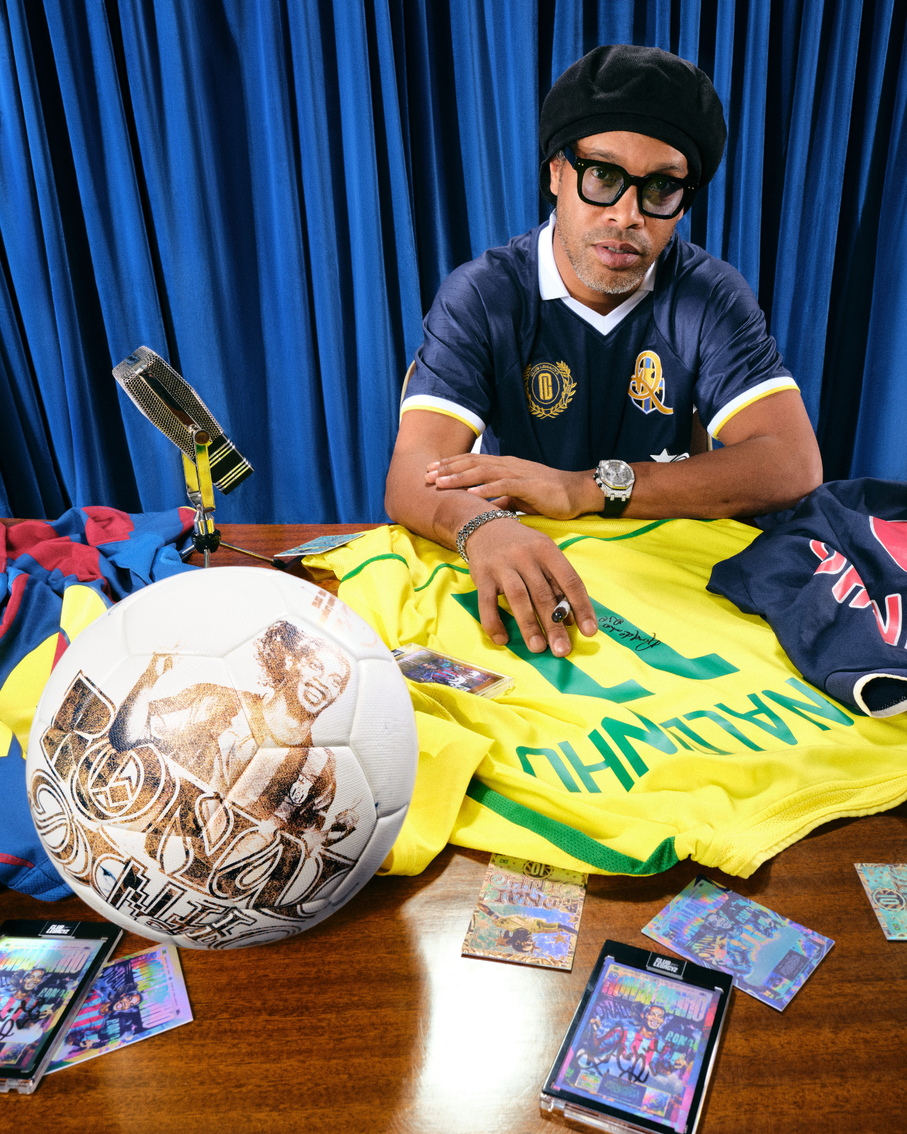 Ronaldinho Totem Football limited to 1000